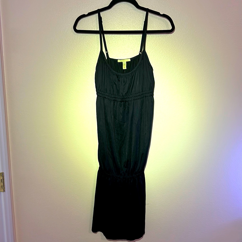 Nwt. Woman’s Kosiuko Black Dress Style Vestido Carmela Talla. Size M.